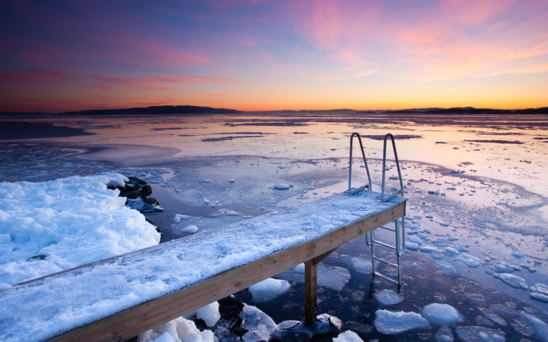 De wetenschap achter de heilzame werking van ijsbaden: een duik in de kou voor gezondheid